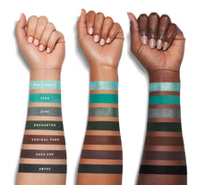 Load image into Gallery viewer, JACLYN HILL EYESHADOW PALETTE