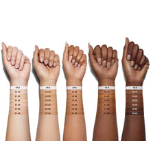 Load image into Gallery viewer, FLUIDITY FULL-COVERAGE CONCEALER - C3.25
